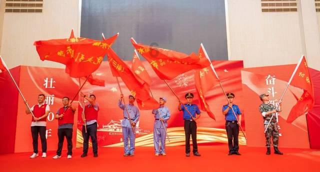 “两个结合”的根本要求拓展了中国特色社会主义文化发展道路